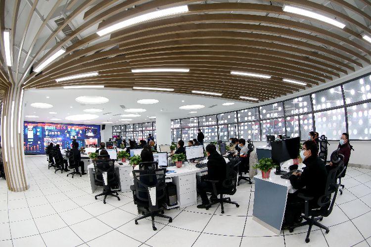 您的新聞“美味”即將上線！今天，隴東報(bào)社“中央廚房”啟用