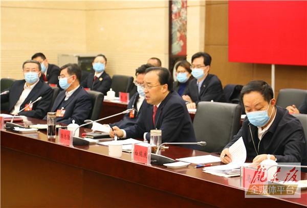 李志勛在省十三屆人大四次會議慶陽代表團(tuán)審議省政府省人大常委會和省法檢“兩院”工作報告