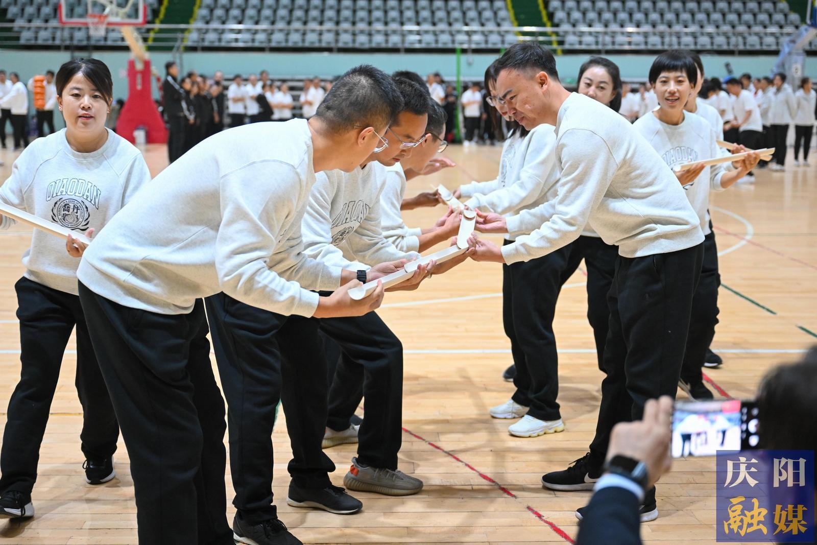 【攝影報(bào)道】中國移動(dòng)慶陽分公司2024年員工趣味運(yùn)動(dòng)會(huì)