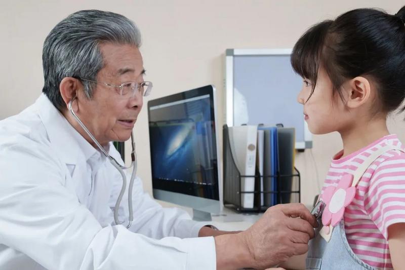 【健康“益”點(diǎn)】孩子出現(xiàn)高燒，有可能是它在“作祟”