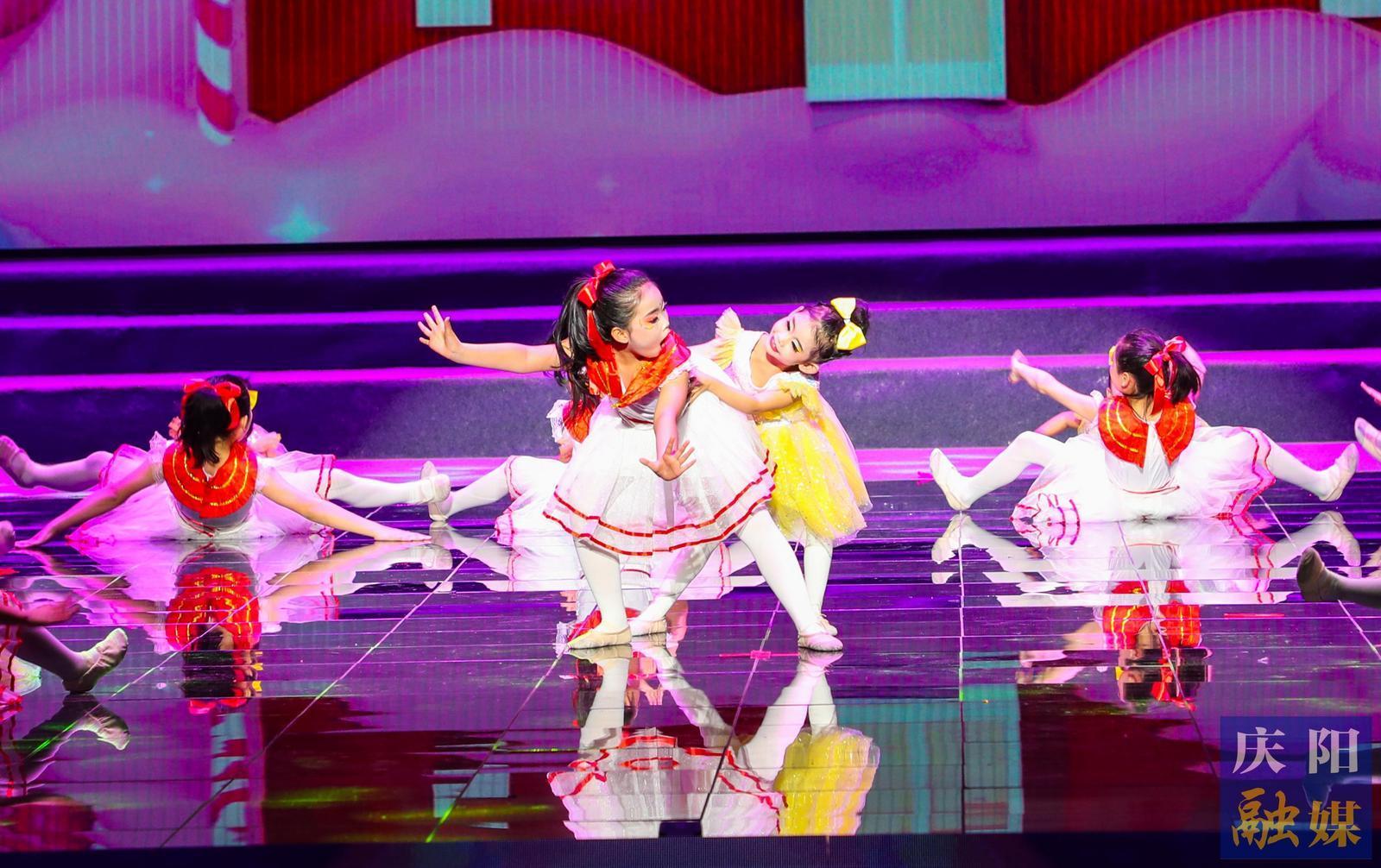 【攝影報道】2025甘肅省少兒春節(jié)聯(lián)歡晚會未來之星藝術匯專場舉行（下）