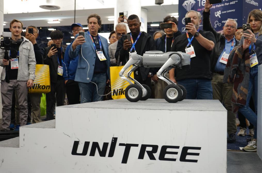 共話中國經(jīng)濟新機遇丨專訪：“我看好中國經(jīng)濟前景”——訪世界經(jīng)濟論壇總裁博爾格·布倫德