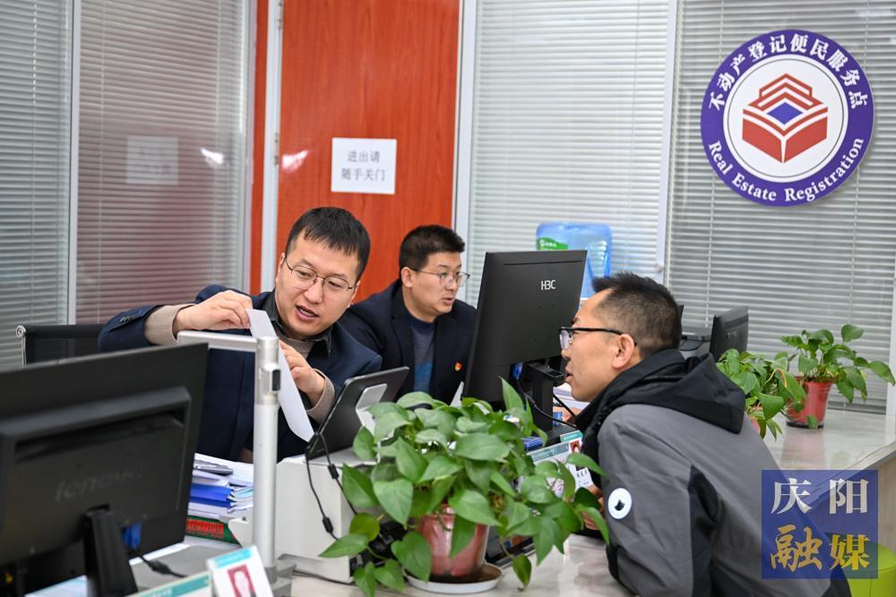 【攝影報道】新春開工第一天，慶陽市各行各業(yè)元氣滿滿啟新程