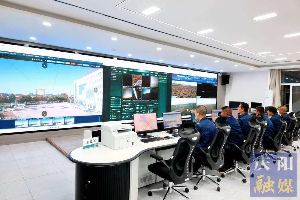 技術(shù)創(chuàng)新引領(lǐng)低空經(jīng)濟(jì)新賽道 ——國網(wǎng)慶陽供電公司智能運(yùn)檢中心全力備戰(zhàn)2025數(shù)字中國創(chuàng)新大賽（慶陽）·低空經(jīng)濟(jì)賽道