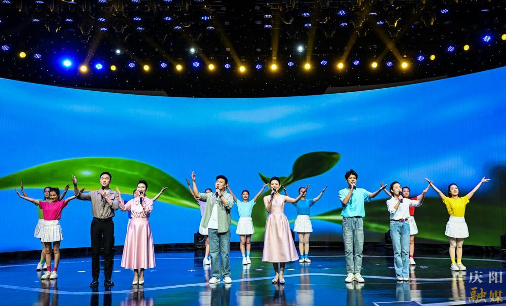 【攝影報(bào)道】慶陽市舉辦優(yōu)秀青年事跡分享會(huì) 共話青春擔(dān)當(dāng)