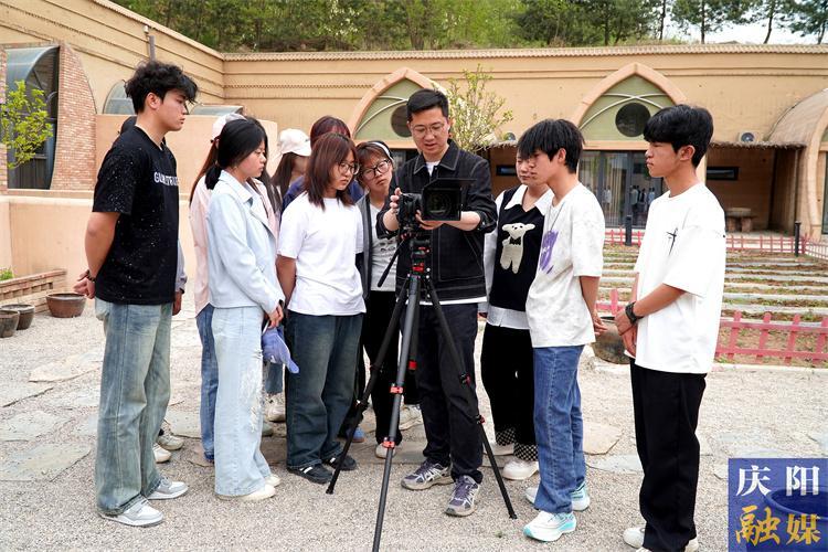 【2025慶陽市農(nóng)文旅融合發(fā)展百千萬工程探訪記】初夏遇見顯勝——西峰區(qū)顯勝鄉(xiāng)農(nóng)文旅融合發(fā)展見聞