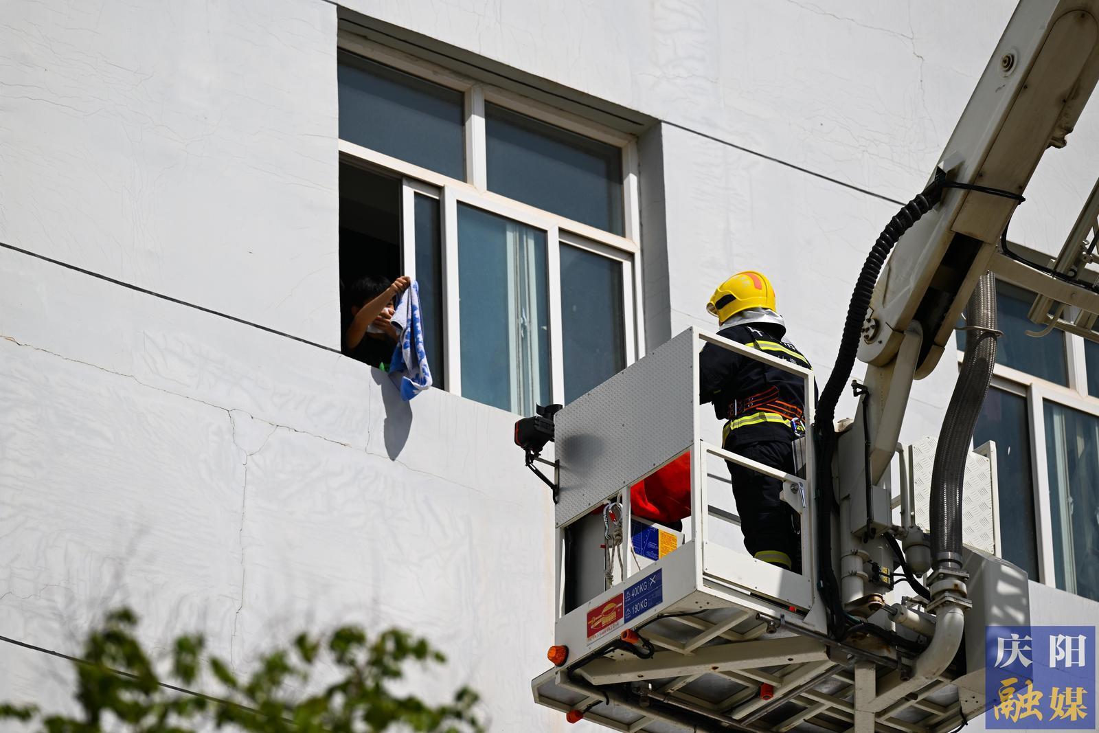 【攝影報道】西峰區(qū)舉辦新質(zhì)救援能力主題綜合演練