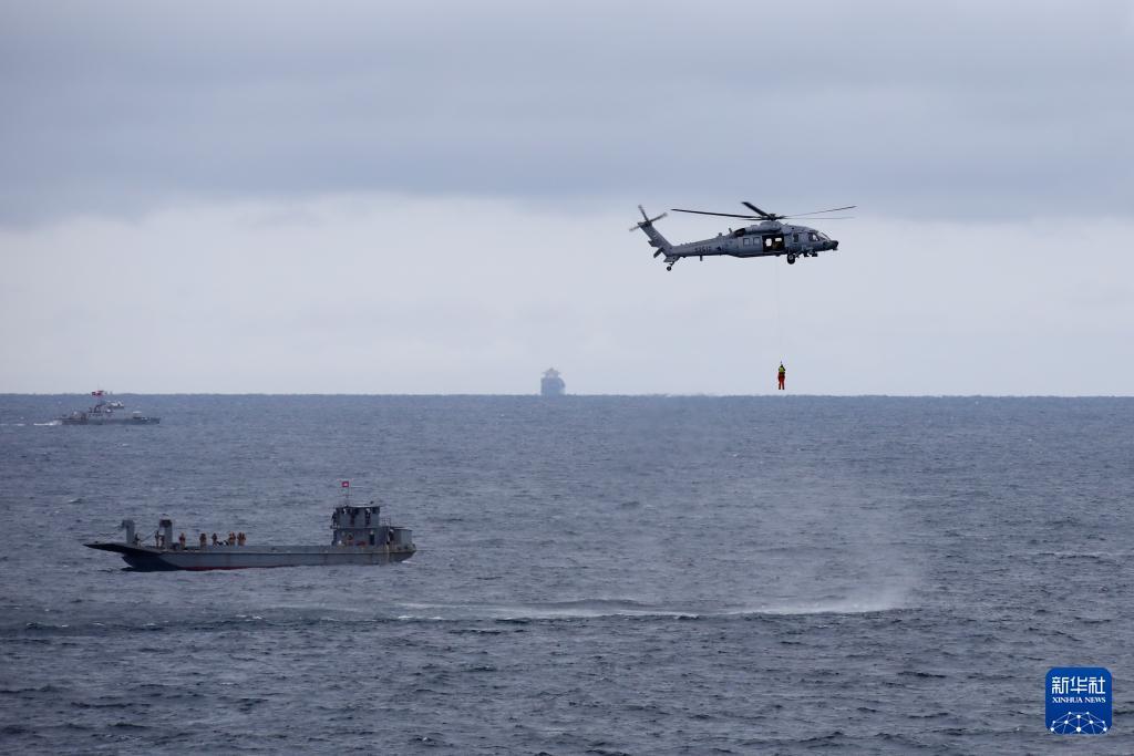 中柬“金龍-2025”聯(lián)演舉行海空方向?qū)嵄菥?>

                        <div   id=