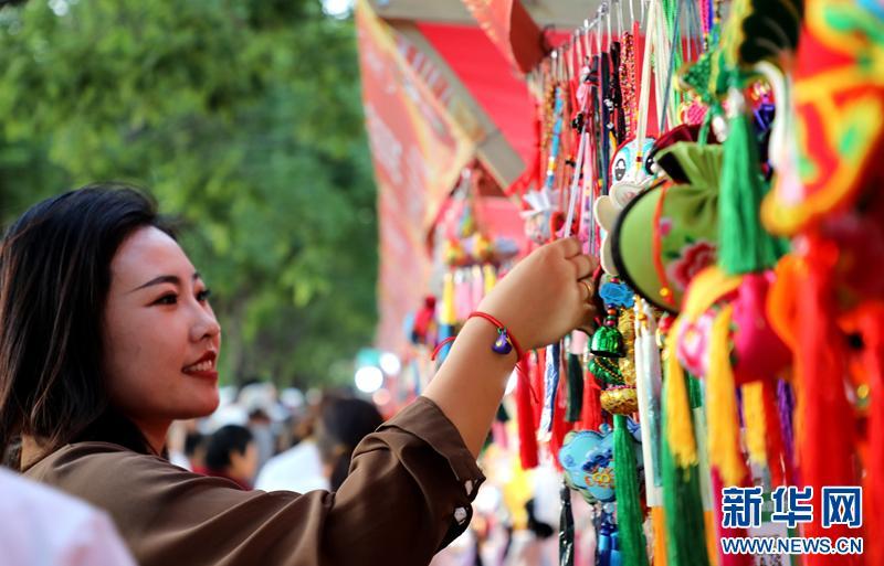 甘肅慶陽(yáng)：香飄黃土塬