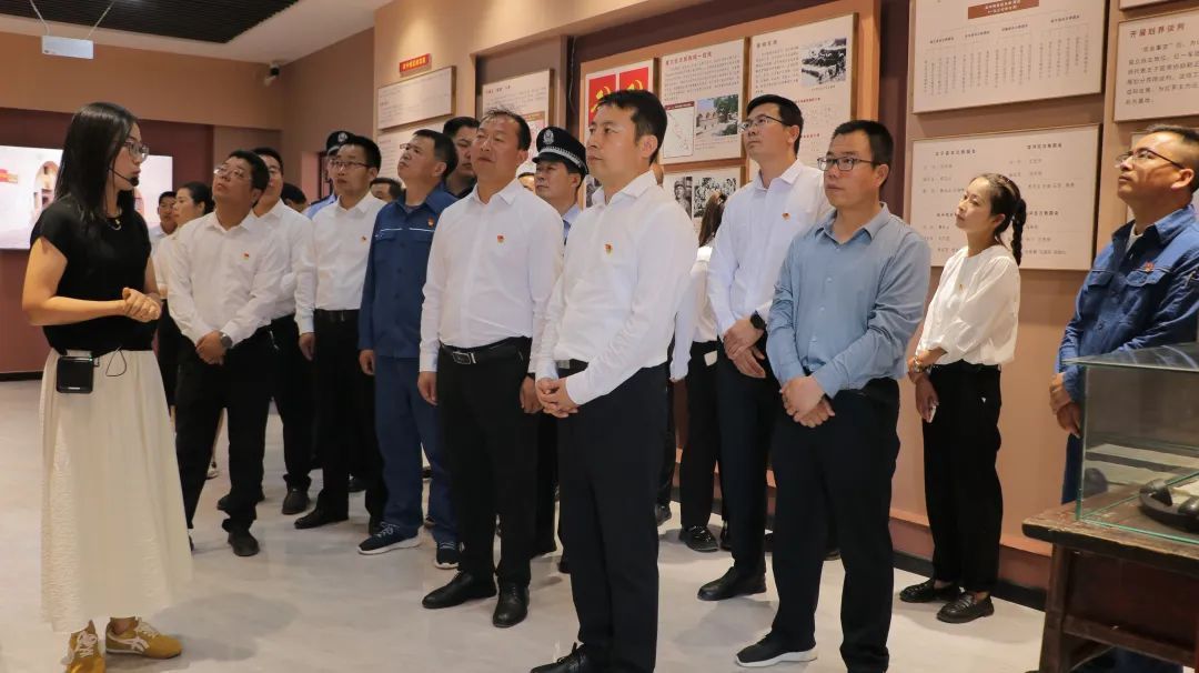 正寧縣開展“園區(qū)黨建”主題黨日活動(dòng)