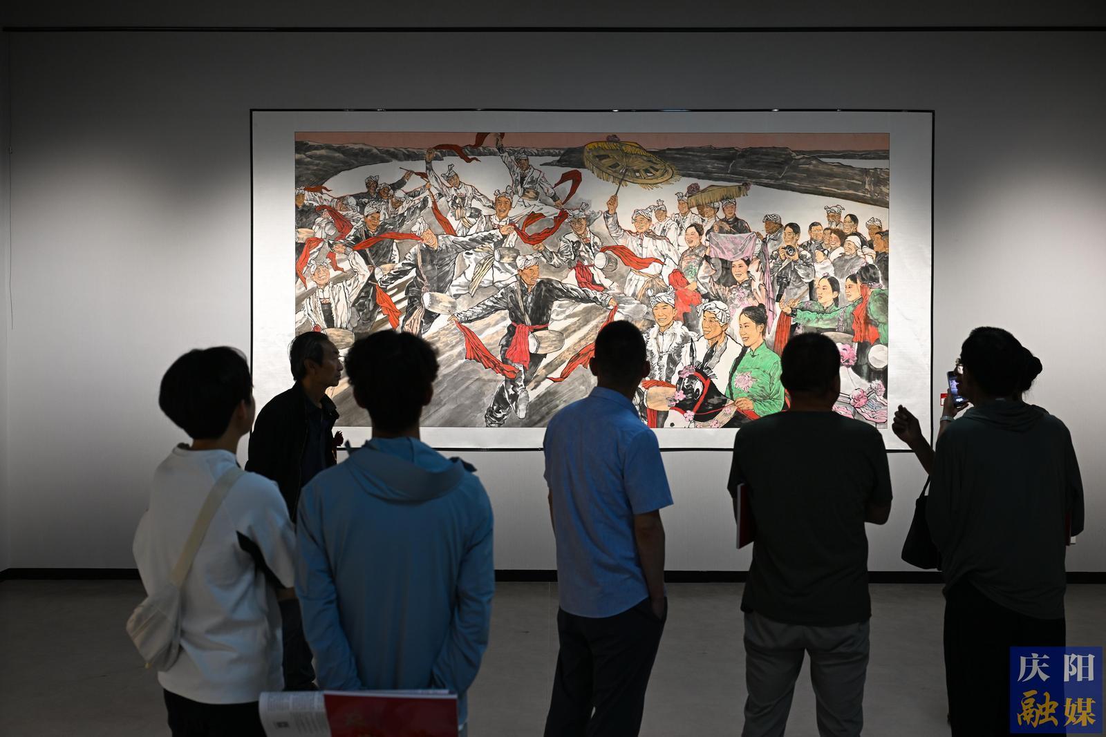 【攝影報道】從藝七十年——張誠毅師生美術(shù)書法作品展開展