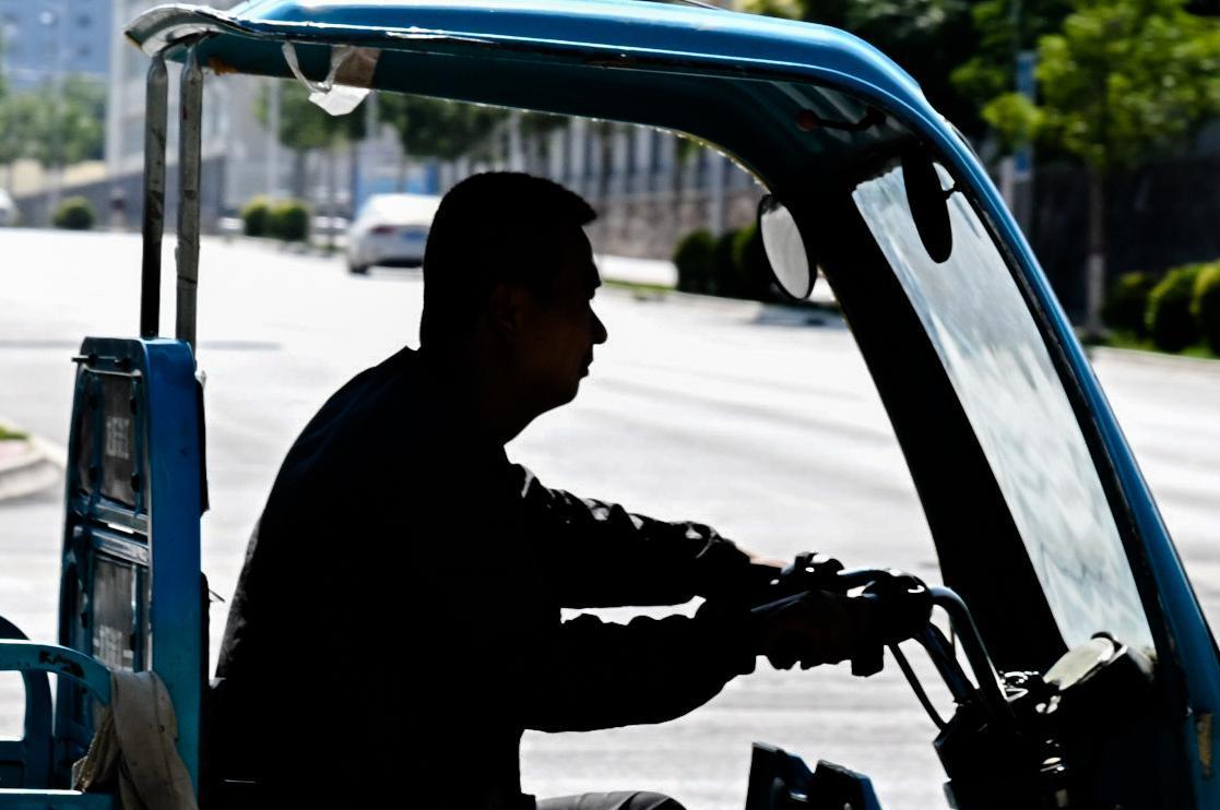 【攝影專題】高溫下的堅守