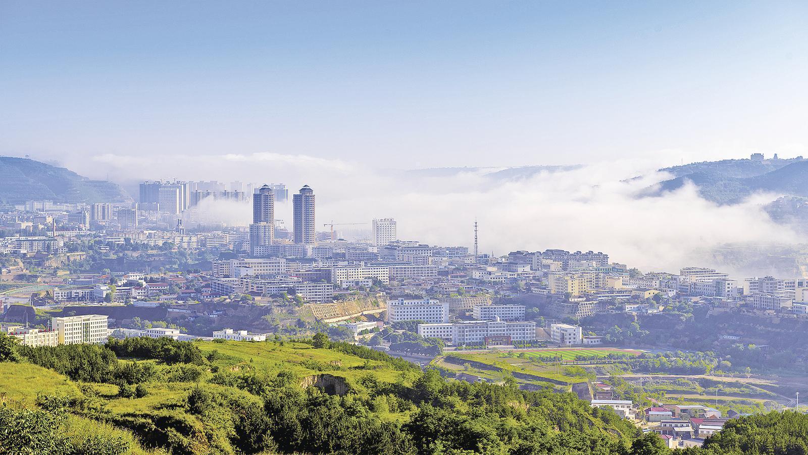 【縣區(qū)觀察·慶城】新潮澎湃起 逐浪向高行——慶城縣2025年上半年經(jīng)濟(jì)社會(huì)發(fā)展綜述