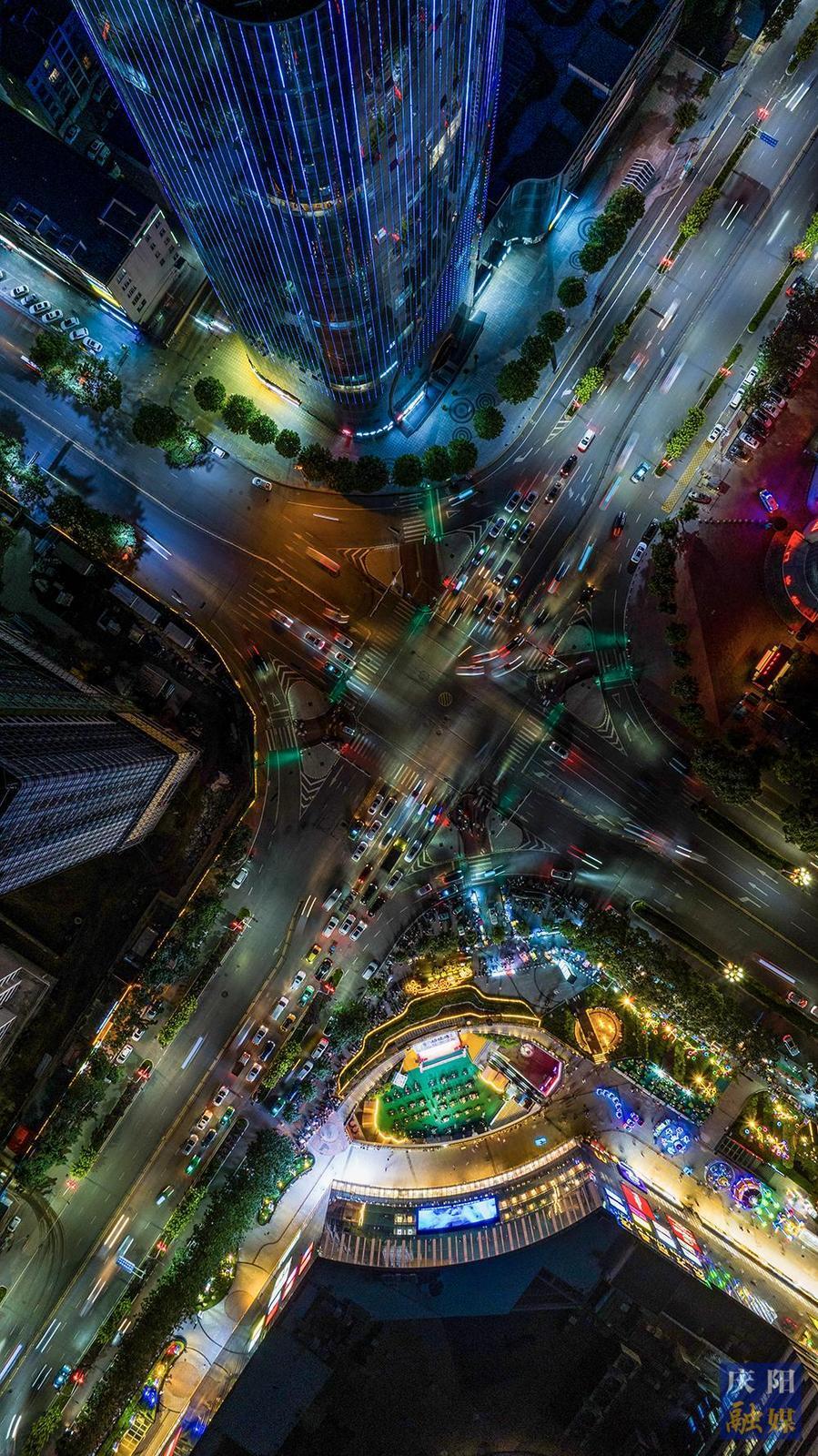 【視覺慶陽】西峰：華燈夜韻醉游人