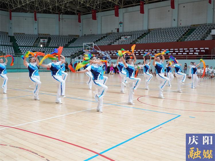 【攝影報(bào)道】慶祝全國第17個(gè)“全民健身日”2025年慶陽市全民健身成果展演舉行