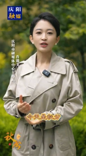 今天是秋分，晝夜均而寒暑平 ，一年中最公平的日子來了，太陽直射赤道，全球晝夜平分 ，天地在這一刻達成微妙平衡 ，古人說“陽極而陰生”，秋分這個節(jié)氣正是陰陽相半的智慧結(jié)晶