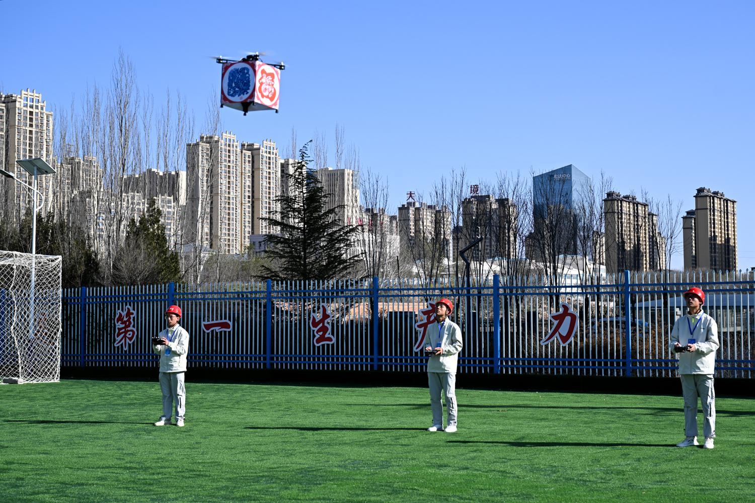 【攝影報(bào)道】慶陽(yáng)市第二十屆中職學(xué)校技能大賽開(kāi)幕  1877名學(xué)子同臺(tái)競(jìng)技